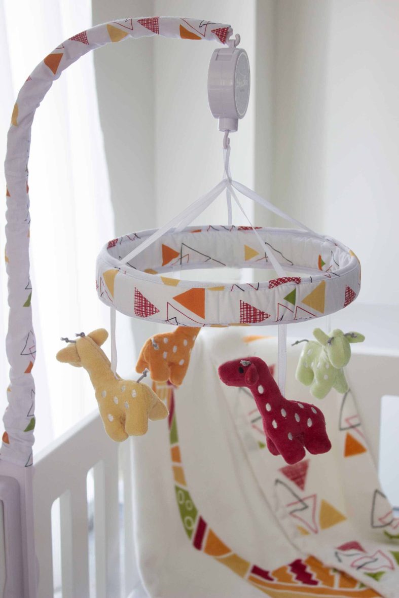 Bubba Blue Giraffica Musical Mobile